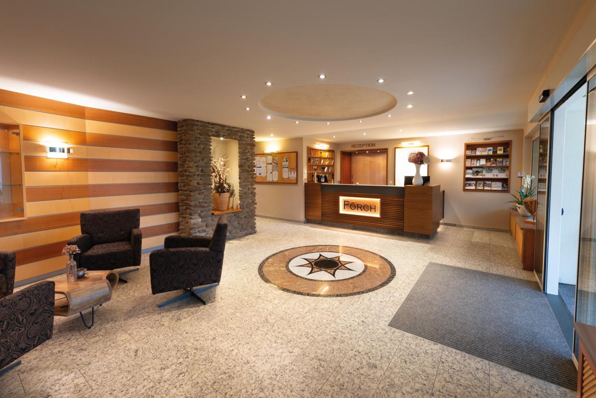 Kur- Und Wellnesshotel Foerch Bad Wörishofen Buitenkant foto