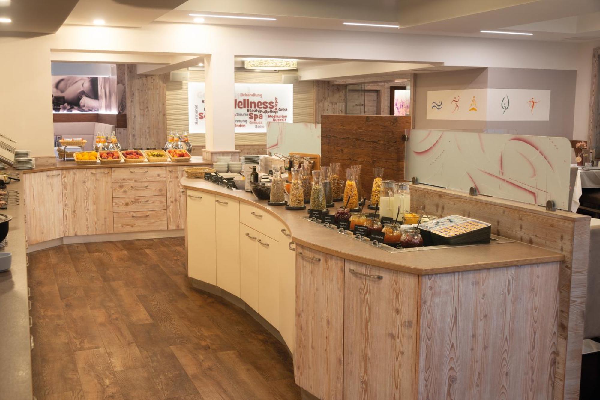 Kur- Und Wellnesshotel Foerch Bad Wörishofen Buitenkant foto